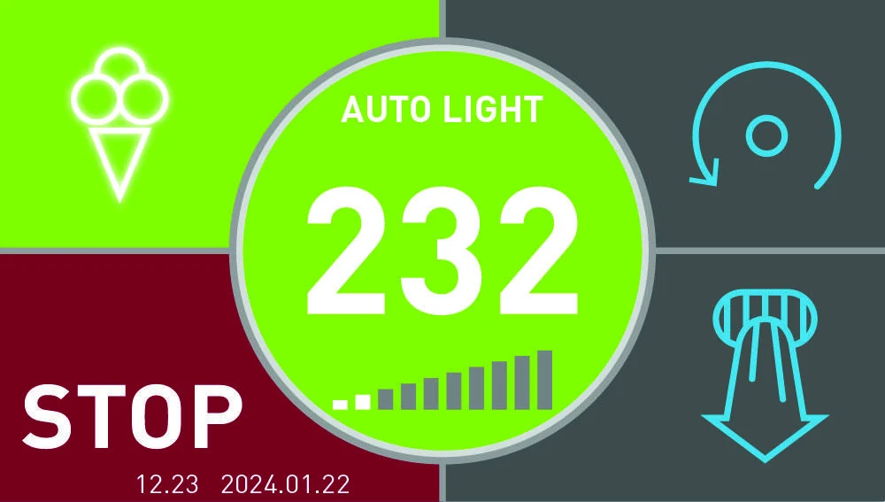 Interfaccia touch screen TITAN con programma Auto Light attivo